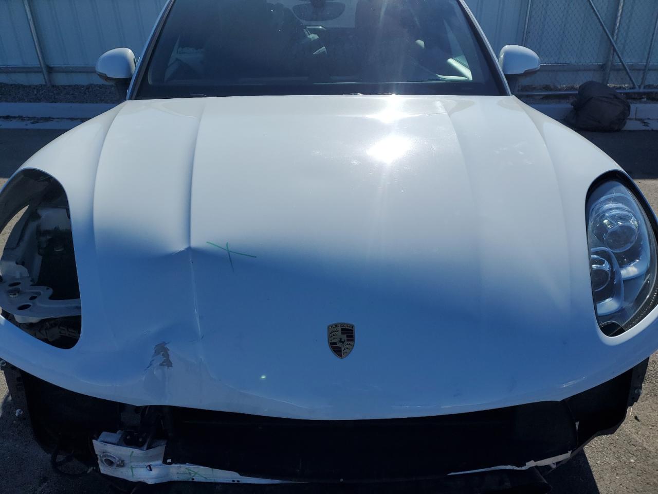 2017 Porsche Macan VIN WP1AA2A51HLB04061 Copart auction photo, front end damage thumbnail 11