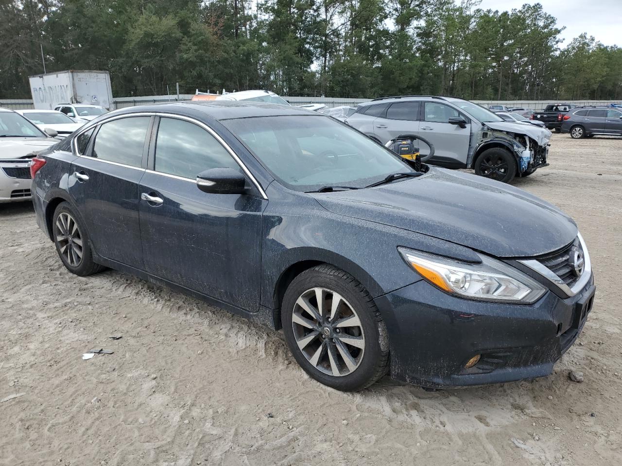2017 Nissan Altima VIN 1N4AL3AP2HC199397 Copart auction photo, side damage thumbnail 4