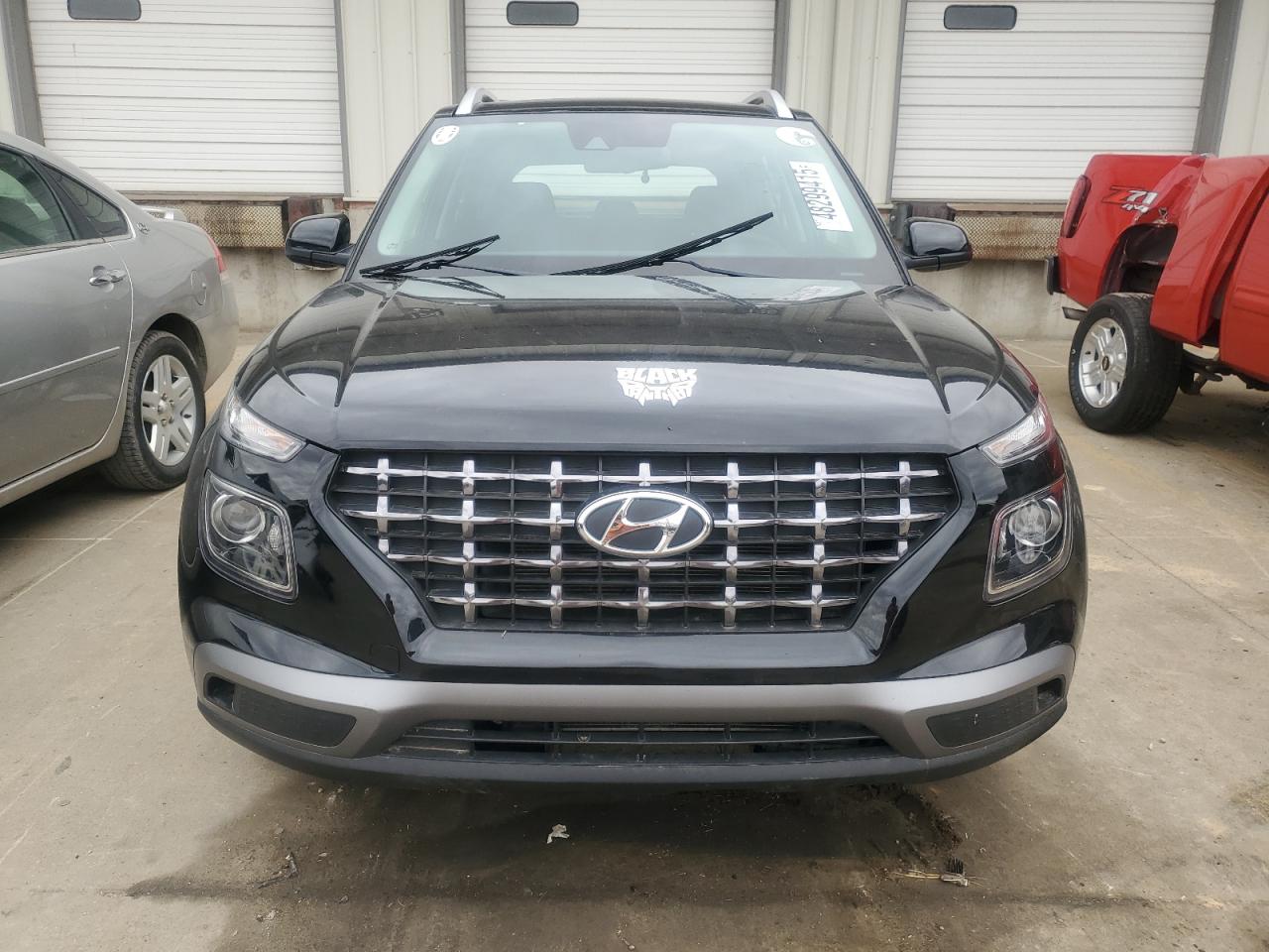 2020 Hyundai Venue VIN KMHRC8A30LU060830 Copart auction photo, water/flood damage thumbnail 5