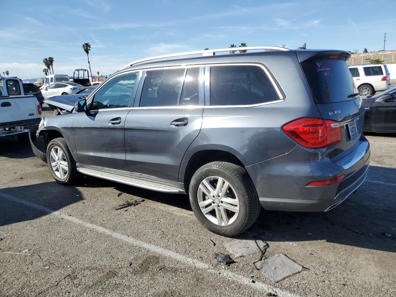 2014 Mercedes-Benz GL-klasse VIN 4JGDF7CE9EA320138 Copart auction photo, front end / minor dent/scratches damage thumbnail 2