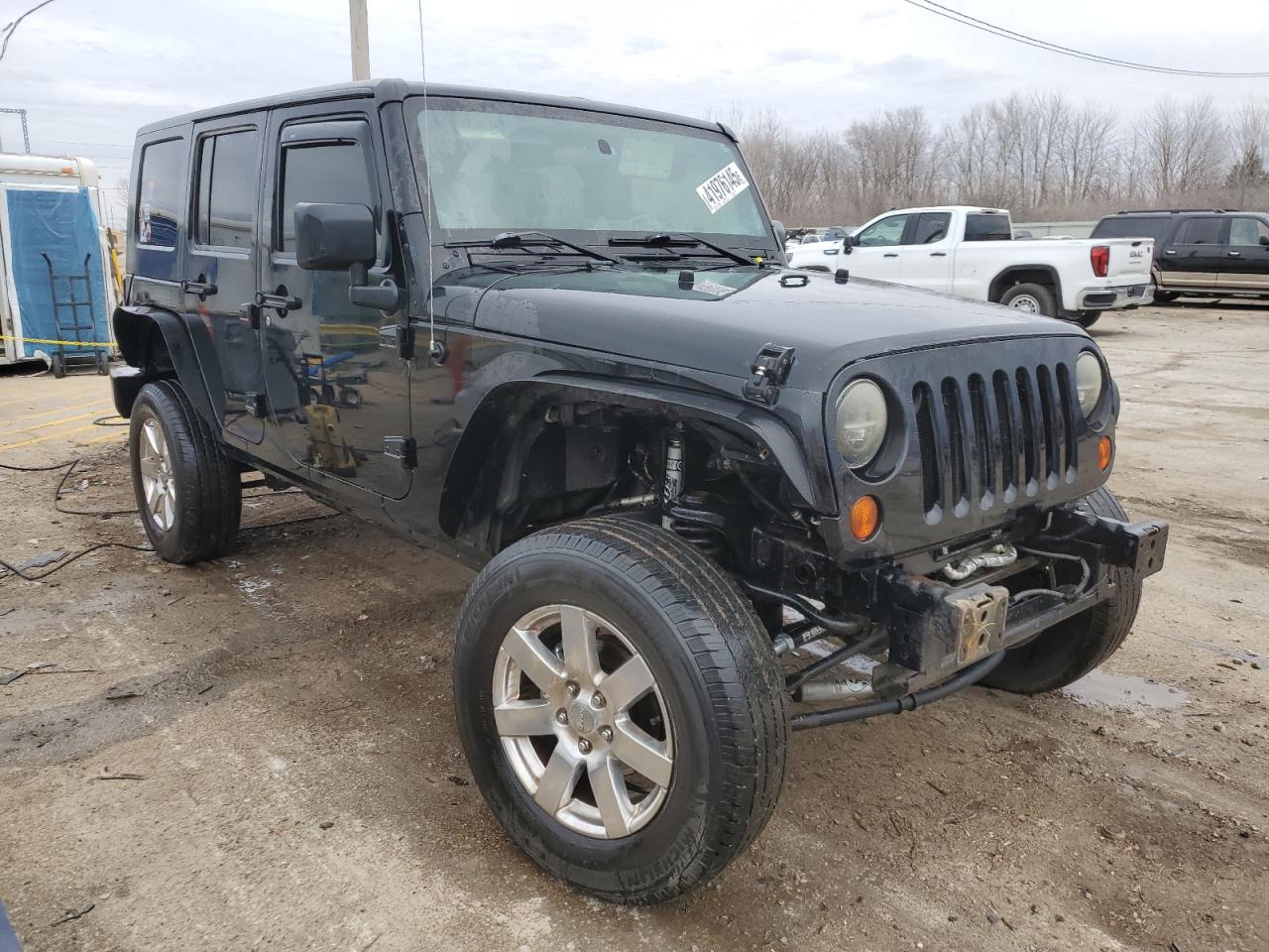 2009 Jeep Wrangler VIN 1J4GA59199L718754 Copart auction photo, front end / minor dent/scratches damage thumbnail 4