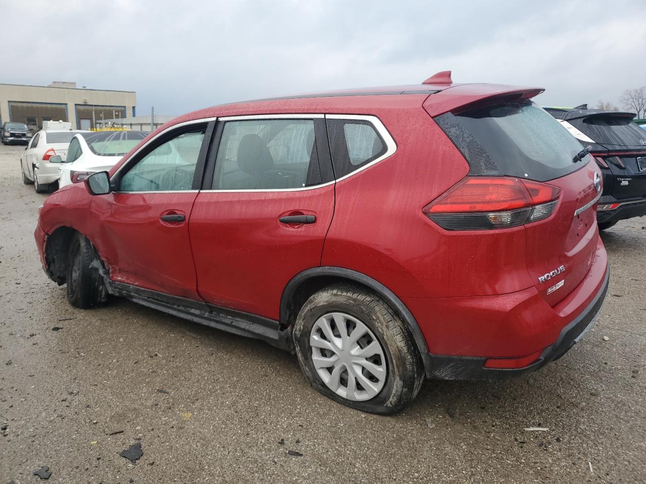 2017 Nissan Rogue VIN JN8AT2MV3HW269796 Copart auction photo, side / front end damage thumbnail 2