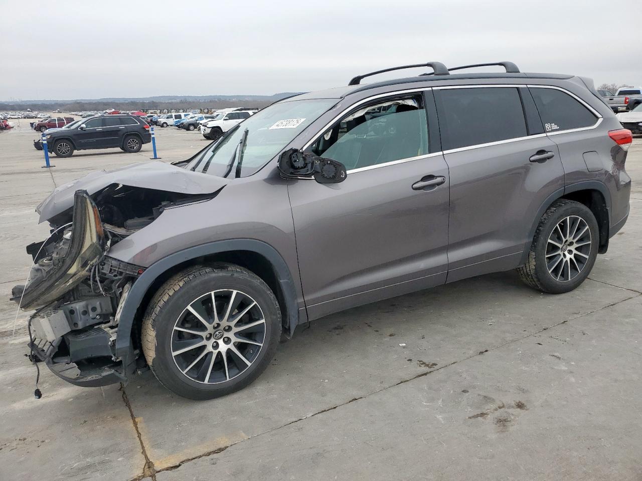 2018 Toyota Highlander VIN 5TDJZRFH7JS536521