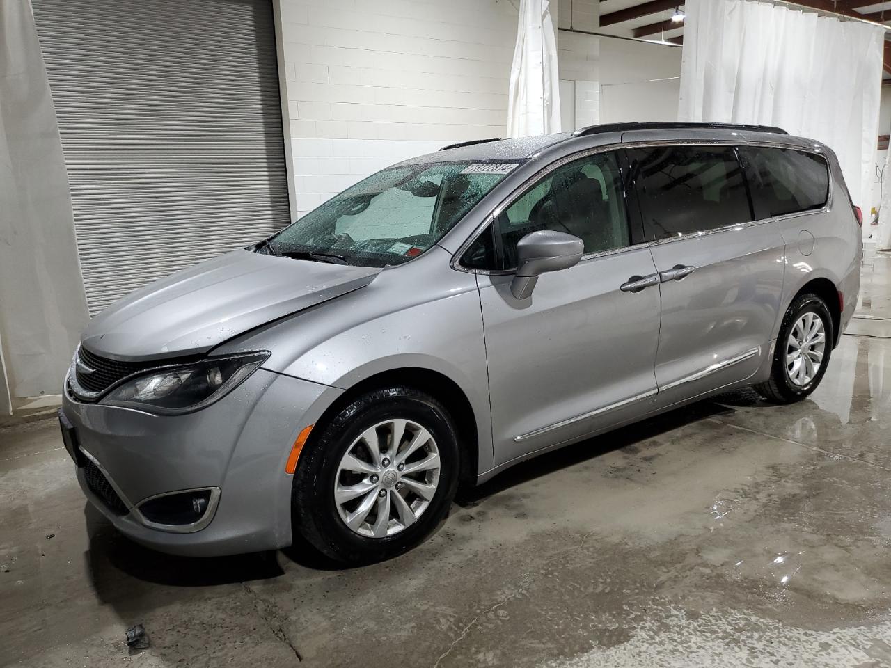 2017 Chrysler Pacifica VIN 2C4RC1BG5HR762465