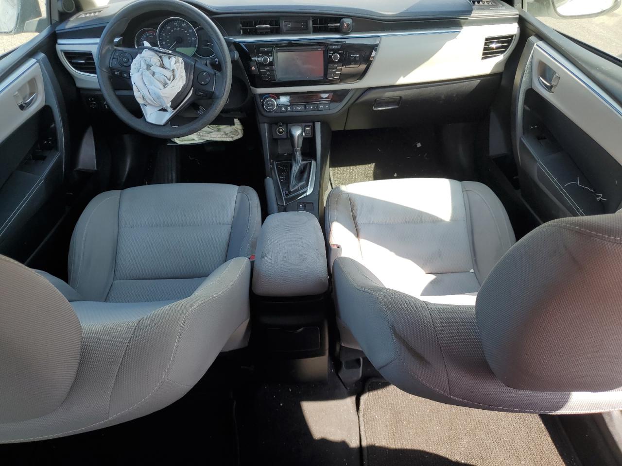 2016 Toyota Corolla VIN 5YFBURHE6GP437177 Copart auction photo, front end / rear end damage thumbnail 8
