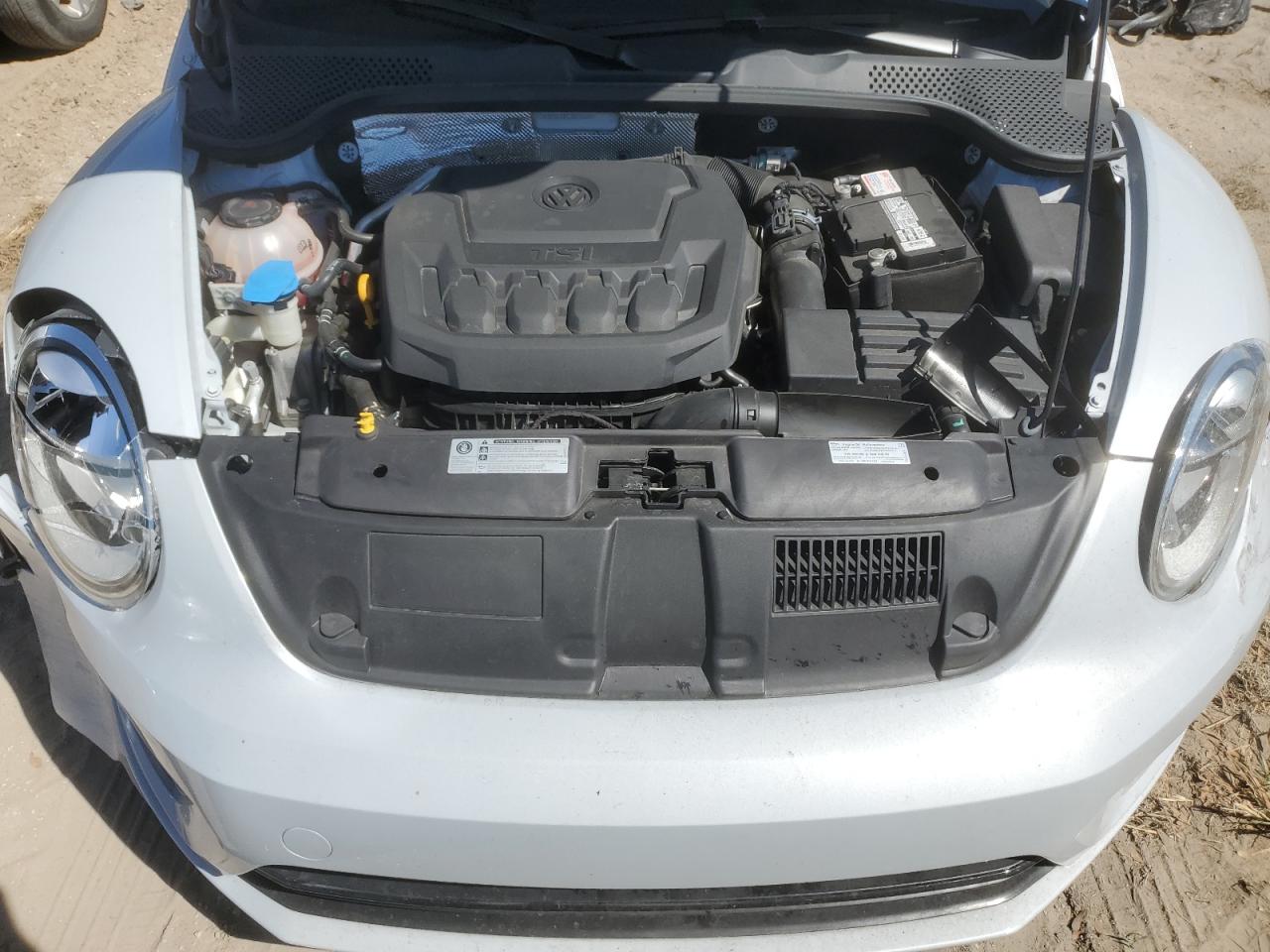 2018 Volkswagen Beetle VIN 3VWFD7AT5JM706800 Copart auction photo, front end / side damage thumbnail 12