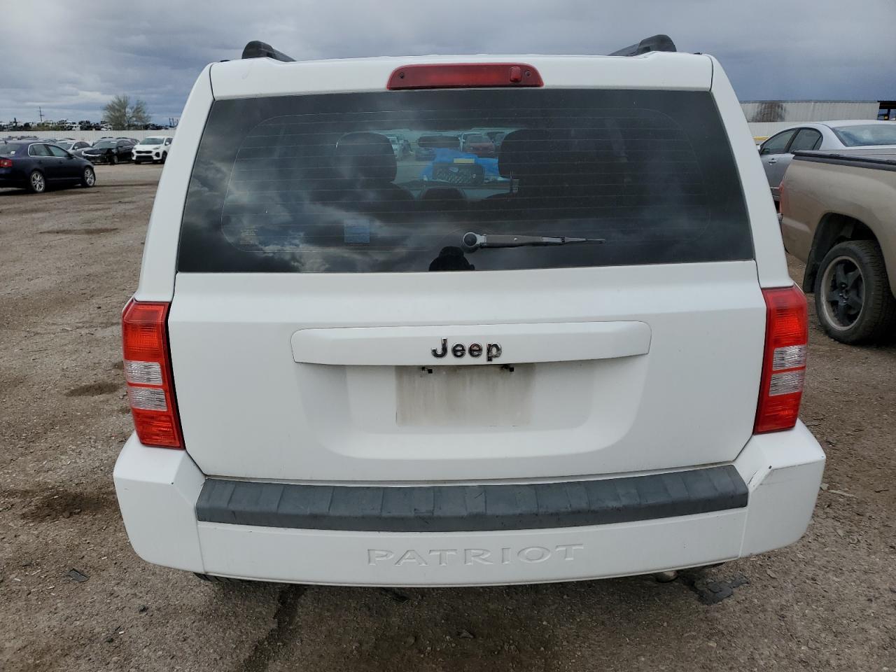 2010 Jeep Liberty (Patriot) VIN 1J4NT2GBXAD589756 Copart auction photo, front end / mechanical damage thumbnail 6