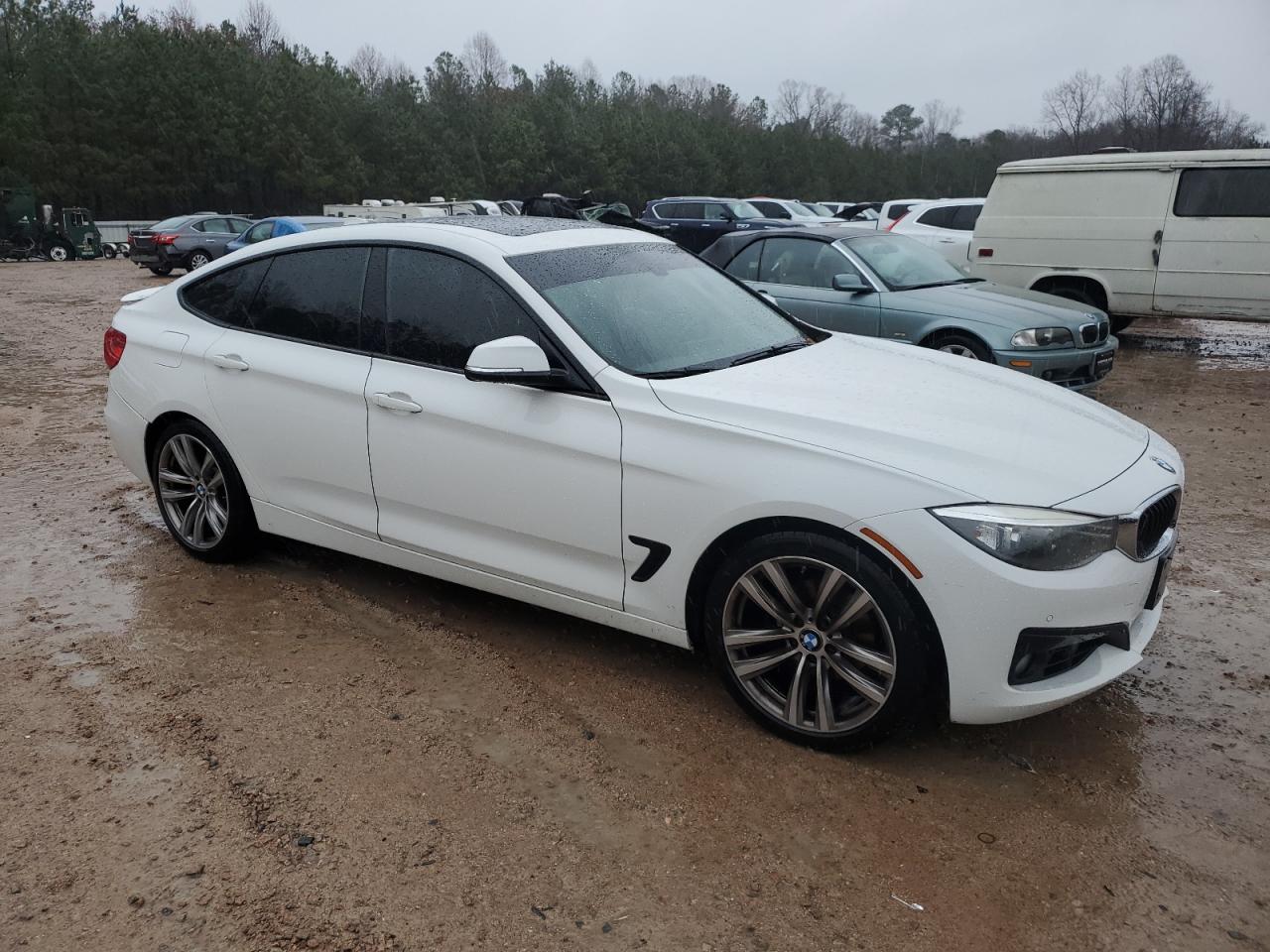 2016 BMW 3er VIN WBA8Z5C55GG500313 Copart auction photo, rear end damage thumbnail 4