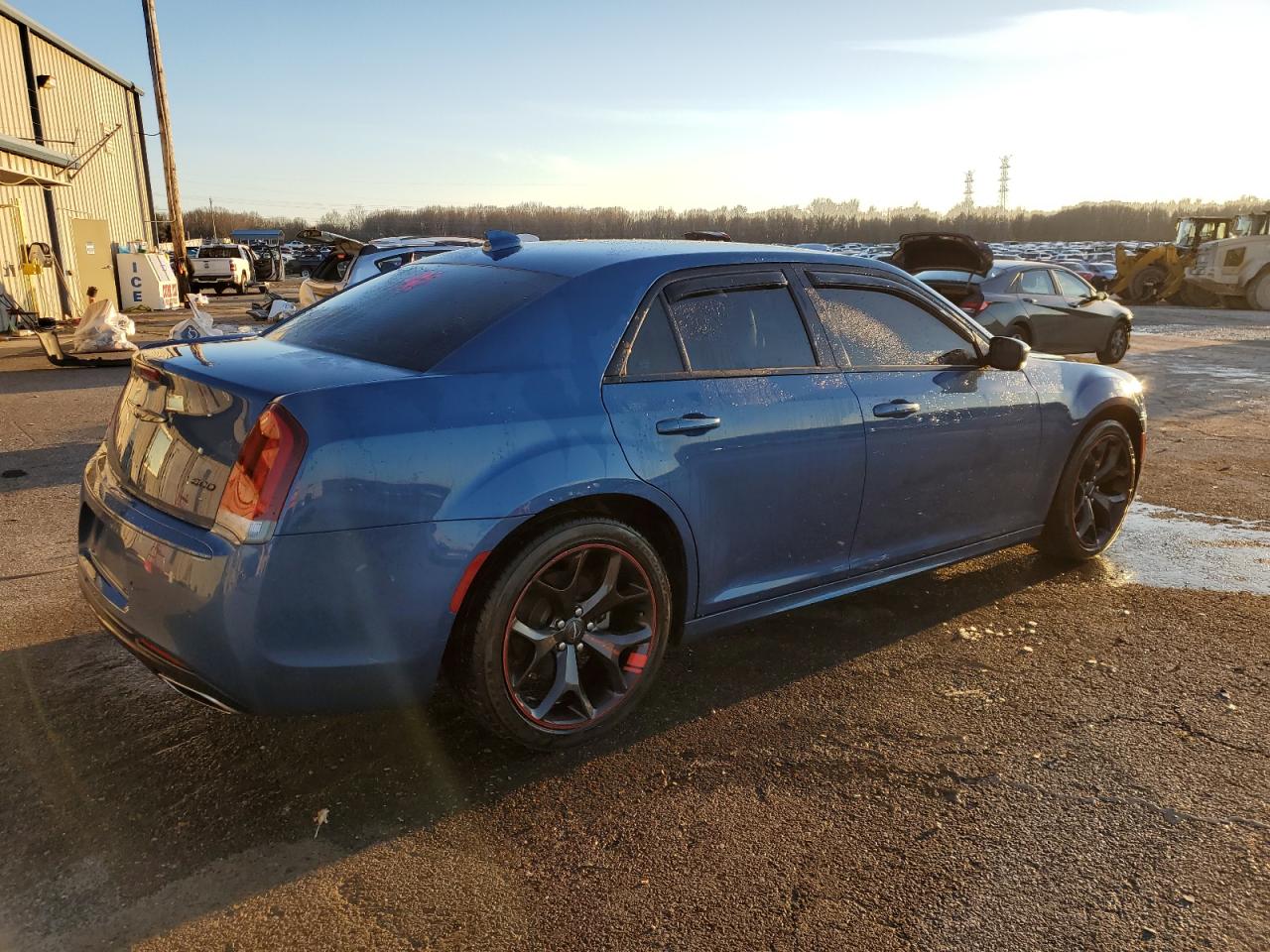 2021 Chrysler 300 VIN 2C3CCAAG4MH661669 Copart auction photo, side damage thumbnail 3