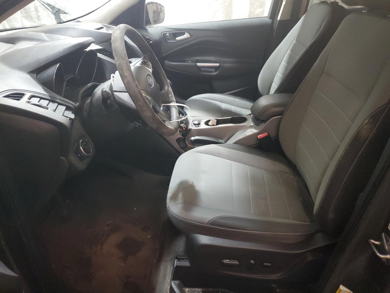 2016 Ford Escape VIN 1FMCU9GX1GUB92391 Copart auction photo, front end / minor dent/scratches damage thumbnail 7