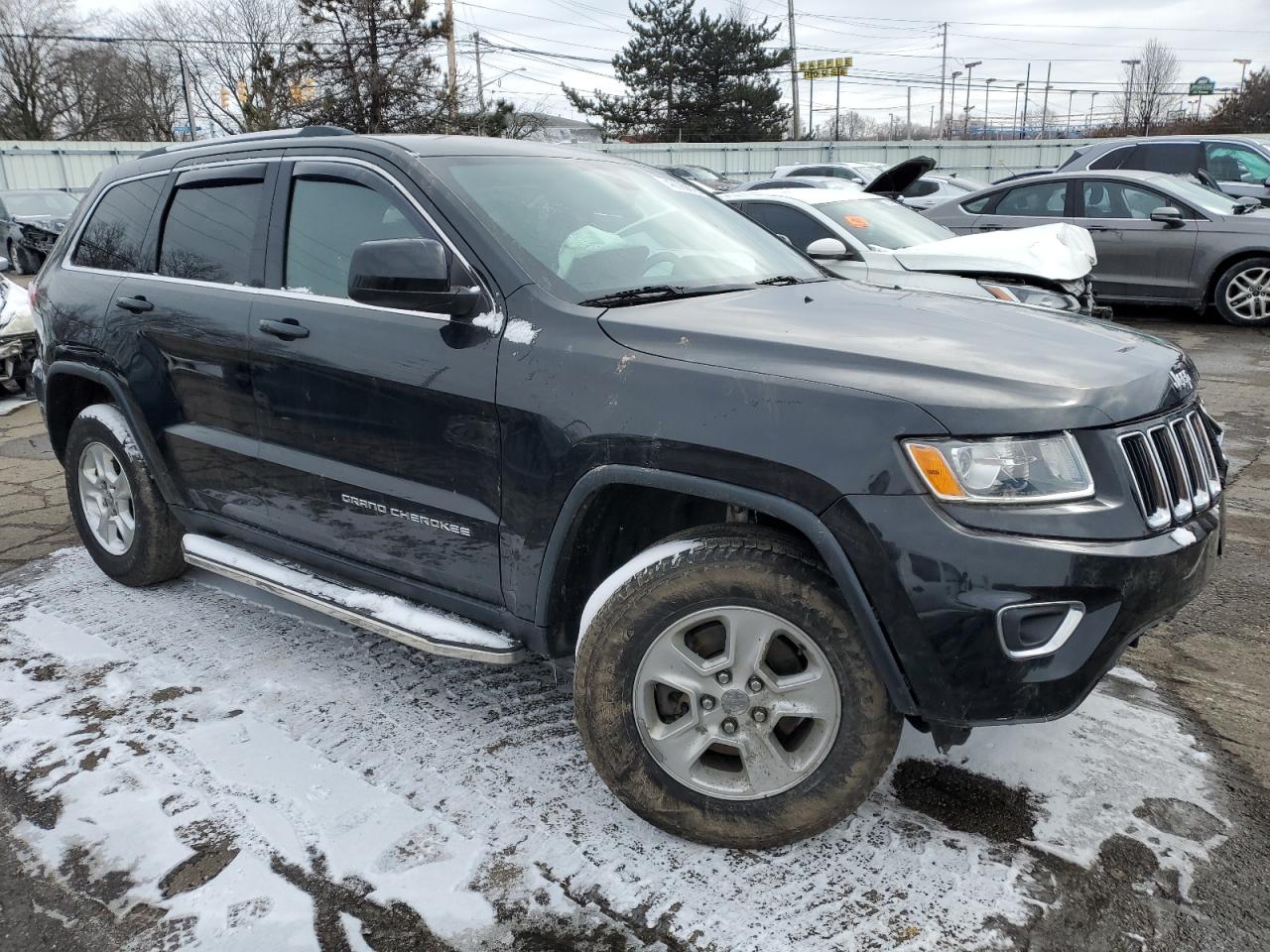 2016 Jeep Grand Cherokee VIN 1C4RJFAG7GC310593 Copart auction photo, undercarriage / front end damage thumbnail 4