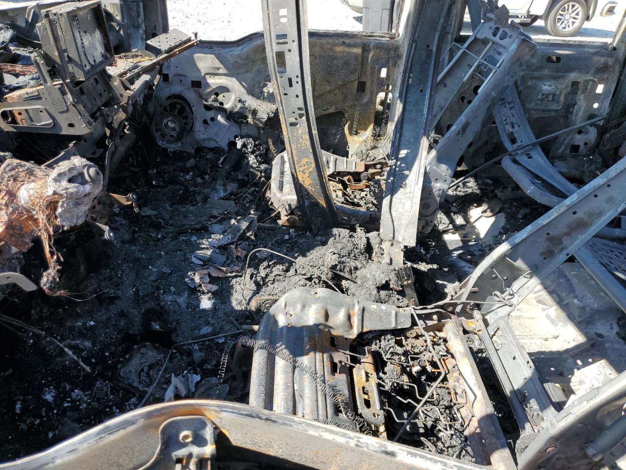 2015 Ford F250 VIN 1FT7W2BT5FED62420 Copart auction photo, burn damage thumbnail 7