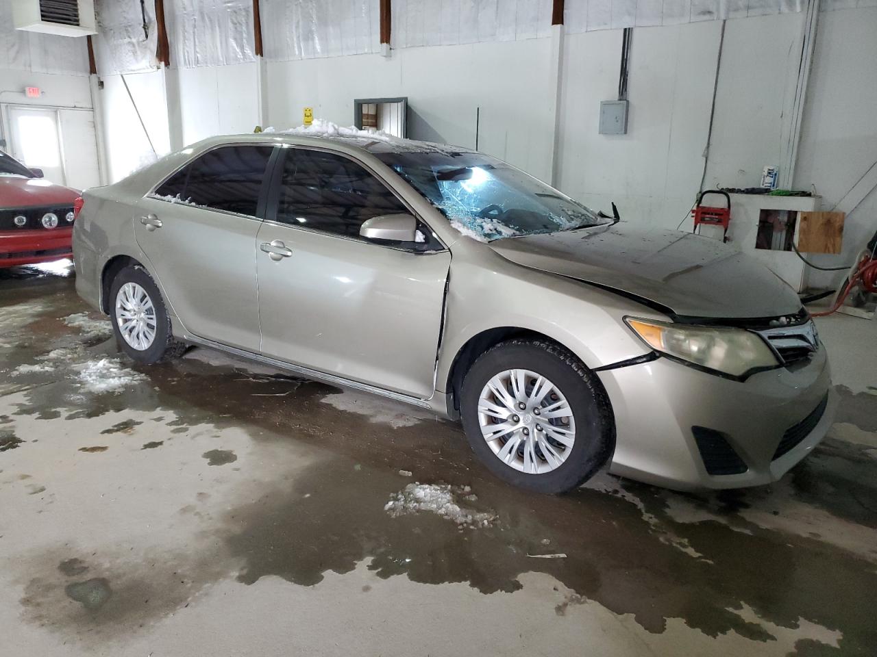 2014 Toyota Camry VIN 4T4BF1FK2ER364623 Copart auction photo, front end / undercarriage damage thumbnail 4
