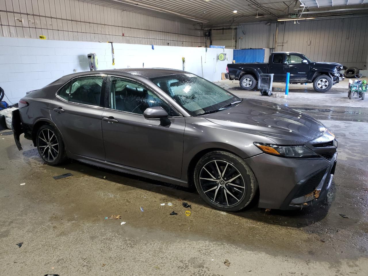 2021 Toyota Camry VIN 4T1G11BK4MU044058 Copart auction photo, rear end damage thumbnail 4