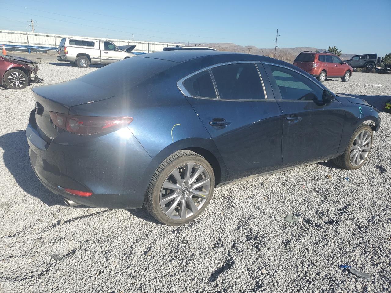 2021 Mazda 3 VIN JM1BPABL4M1346179 Copart auction photo, front end damage thumbnail 3
