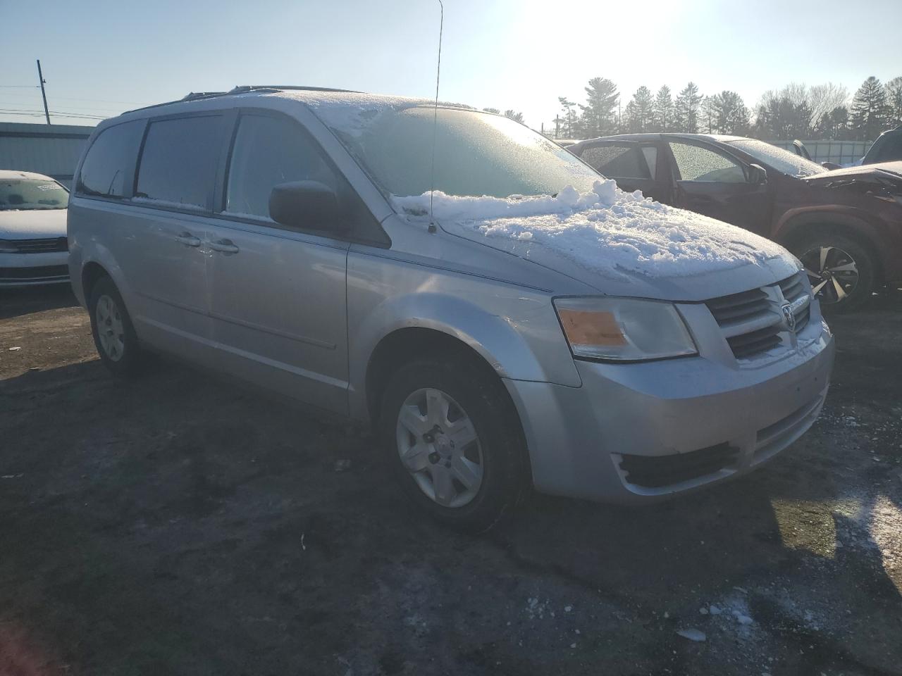 2010 Dodge Caravan VIN 2D4RN4DE8AR429984 Copart auction photo, front end damage thumbnail 4