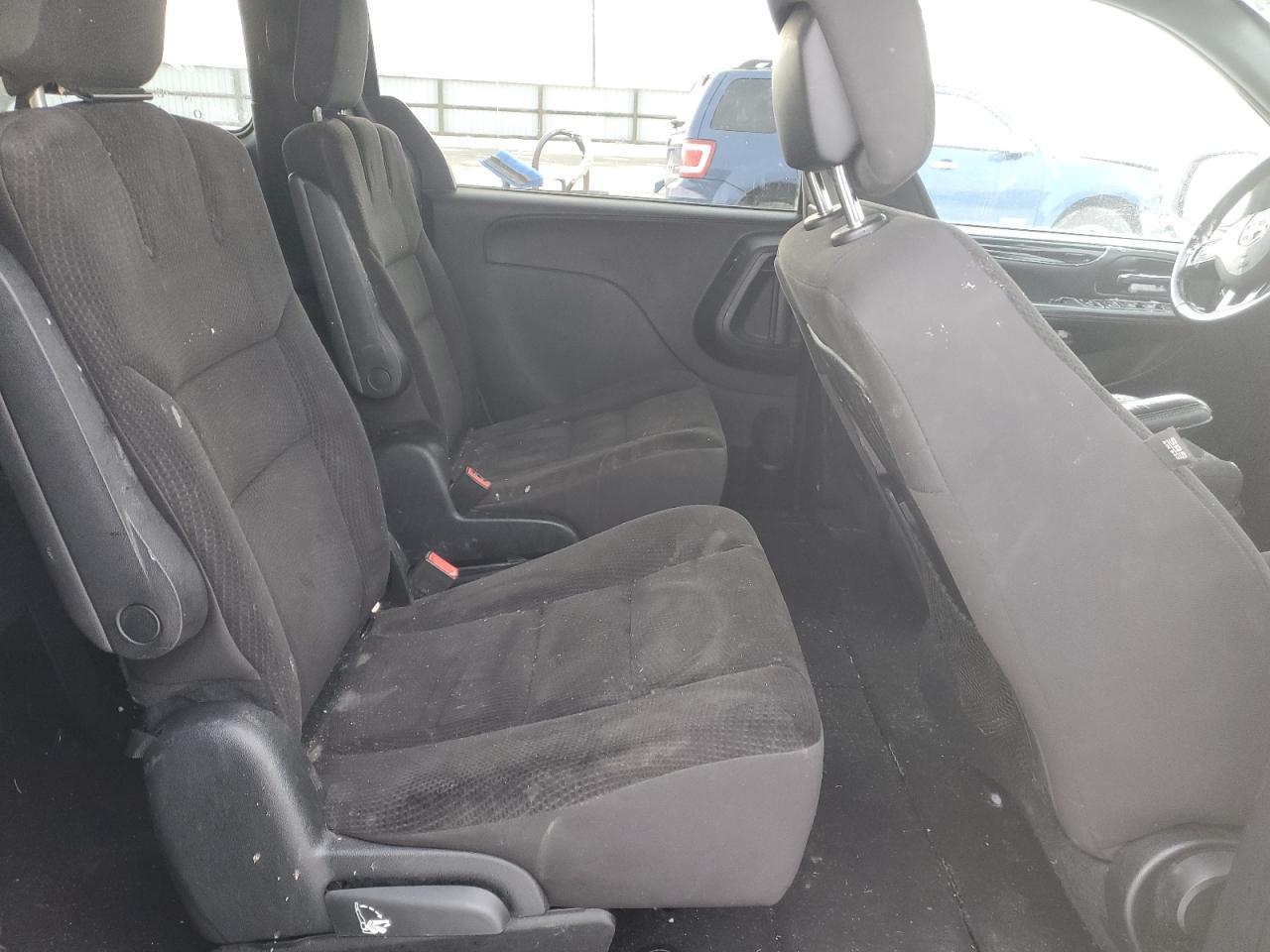 2018 Dodge Caravan VIN 2C4RDGBG4JR153535 Copart auction photo, side / rear end damage thumbnail 11