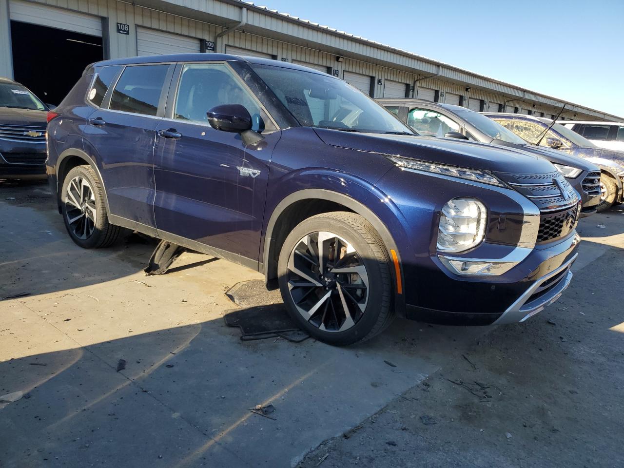 2023 Mitsubishi Outlander VIN JA4T5UA92PZ021032 Copart auction photo, minor dent/scratches damage thumbnail 4