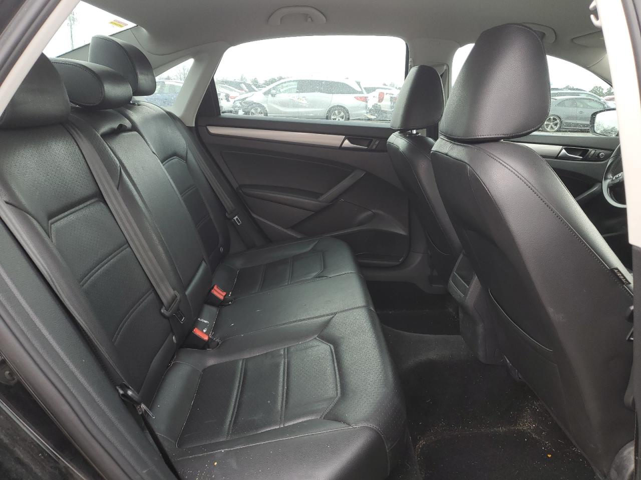2015 Volkswagen Passat VIN 1VWAT7A37FC092208 Copart auction photo, front end / side damage thumbnail 10