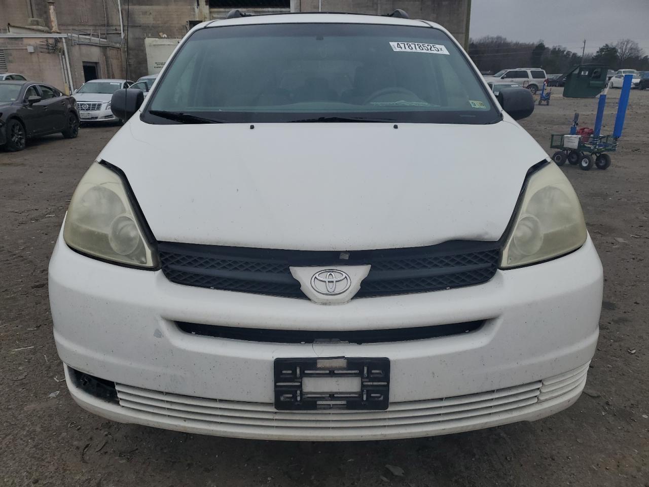 2005 Toyota Sienna VIN 5TDZA23C05S373405 Copart auction photo, front end damage thumbnail 5
