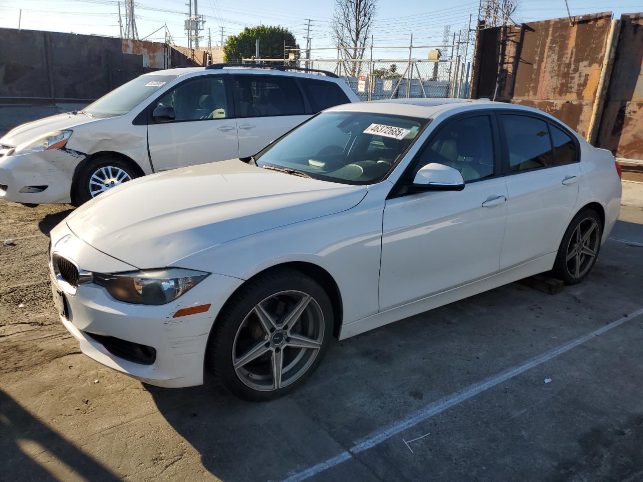 2014 BMW 3er VIN WBA3D3C54EK154410
