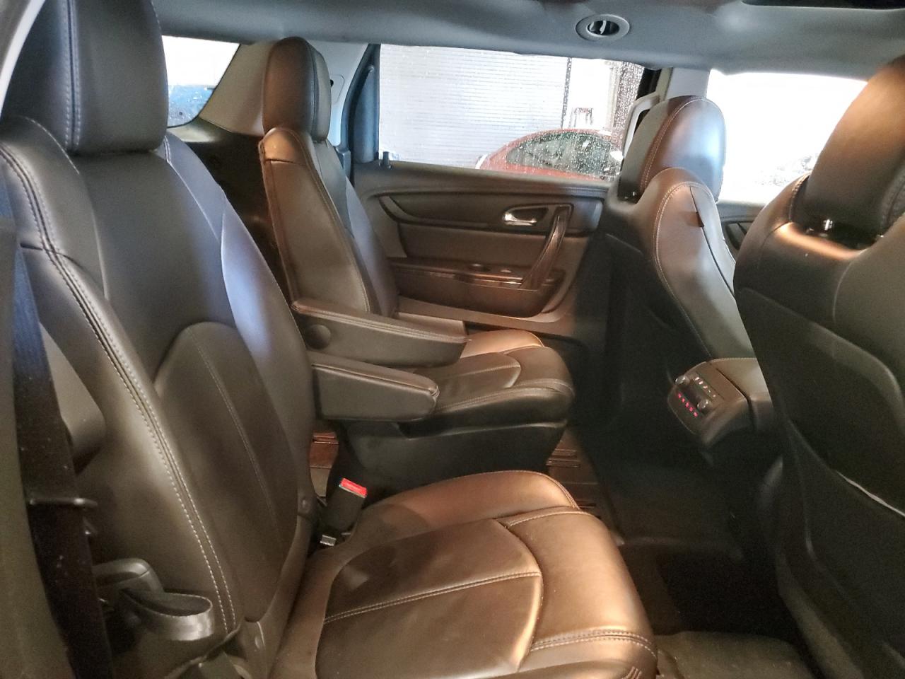 2016 GMC Acadia VIN 1GKKRRKD5GJ272314 Copart auction photo, front end / side damage thumbnail 11
