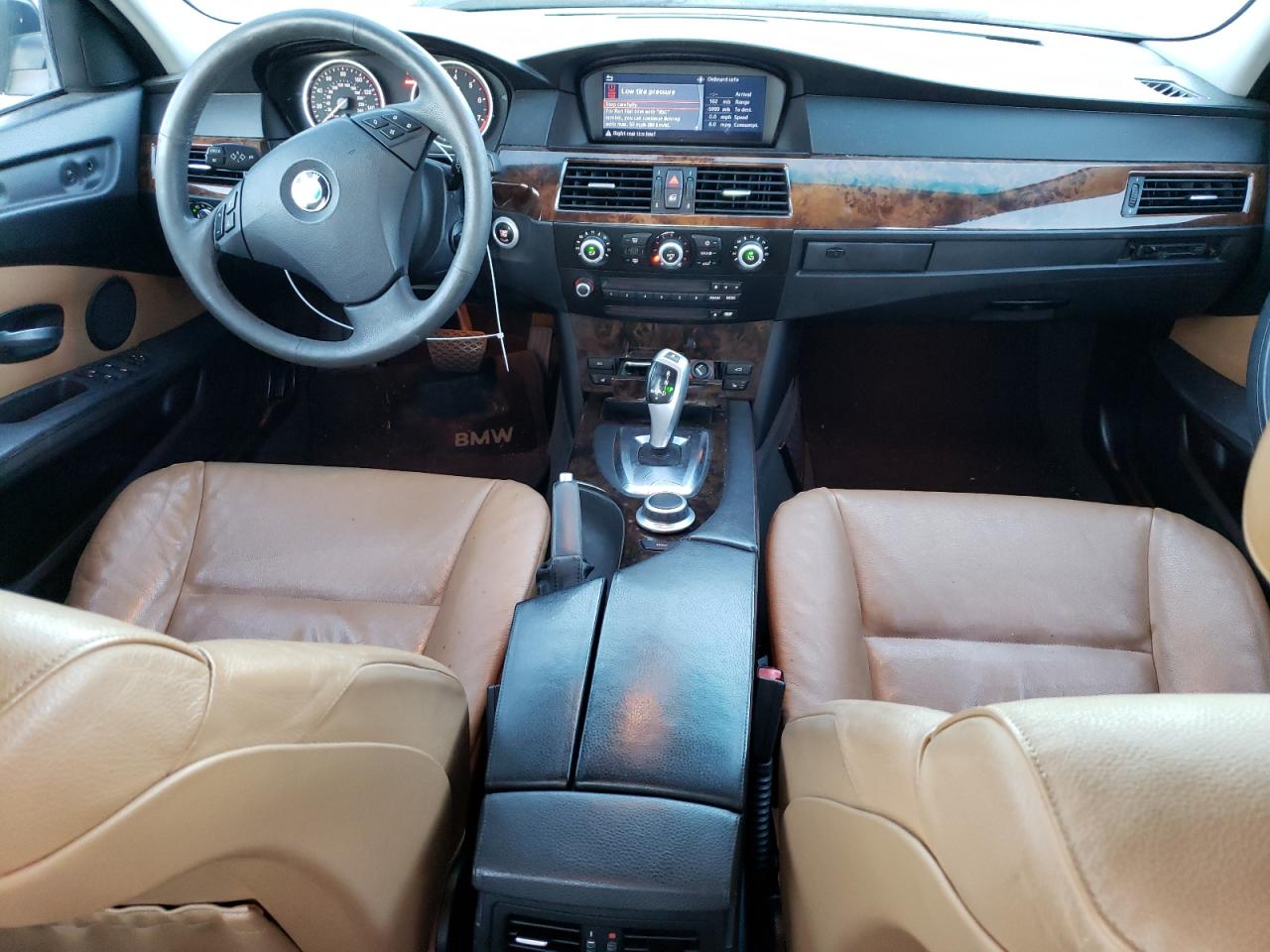 2008 BMW 5er VIN WBANV93558CZ69562 Copart auction photo, front end / hail damage thumbnail 8