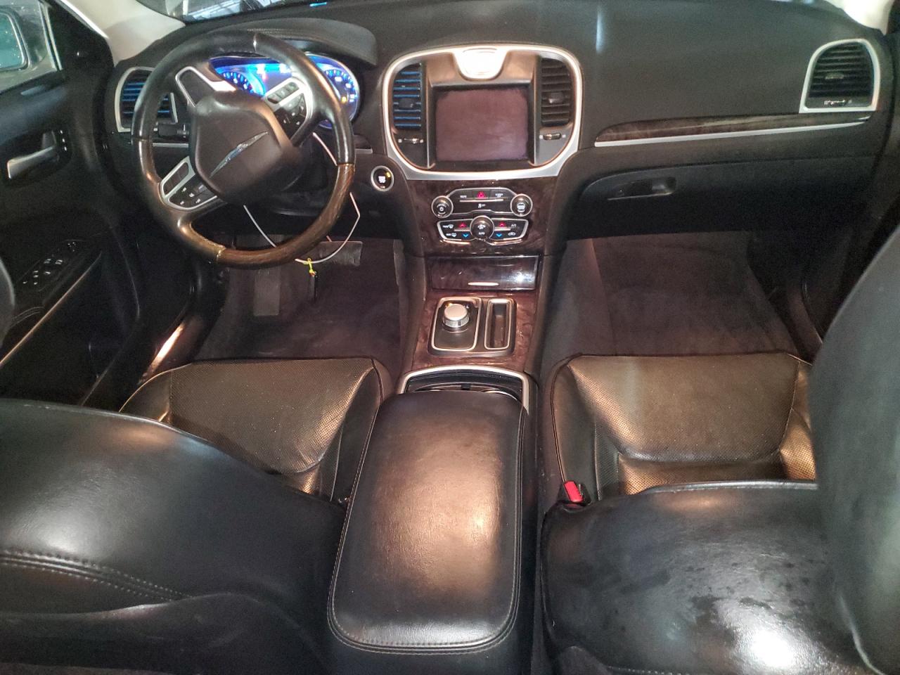 2018 Chrysler 300 VIN 2C3CCAKG3JH250404 Copart auction photo, front end / side damage thumbnail 8