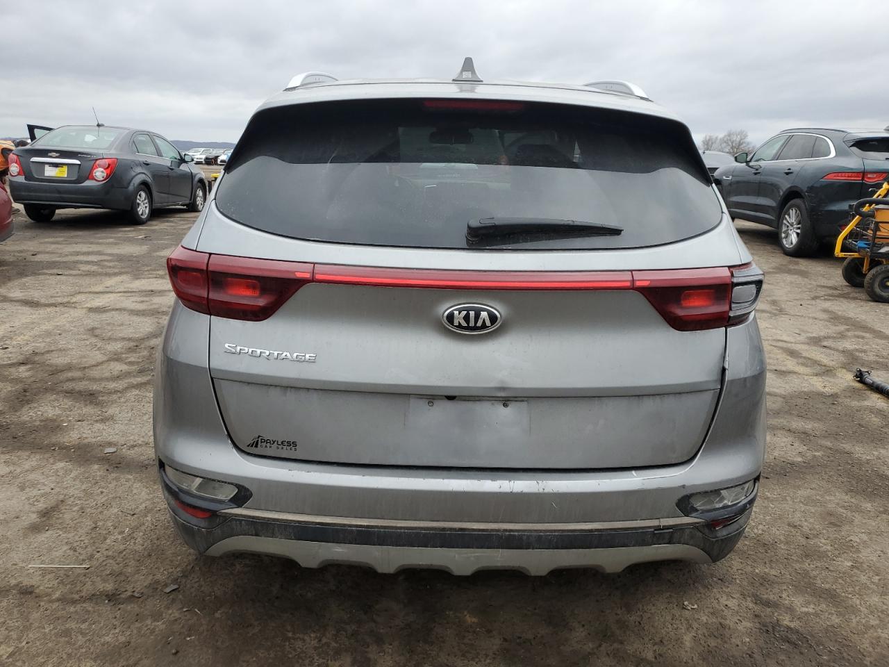 2021 KIA Sportage VIN KNDP6CAC7M7888945 Copart auction photo, front end / side damage thumbnail 6