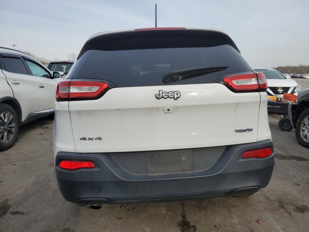 2016 Jeep Grand Cherokee VIN 1C4PJMCB5GW375762 Copart auction photo, front end / undercarriage damage thumbnail 6