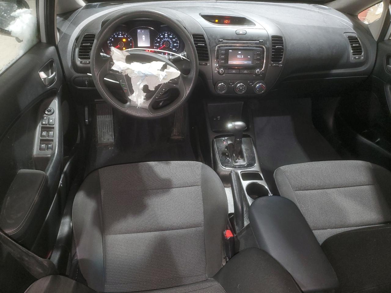 2018 KIA Forte VIN 3KPFK4A7XJE265525 Copart auction photo, front end damage thumbnail 8