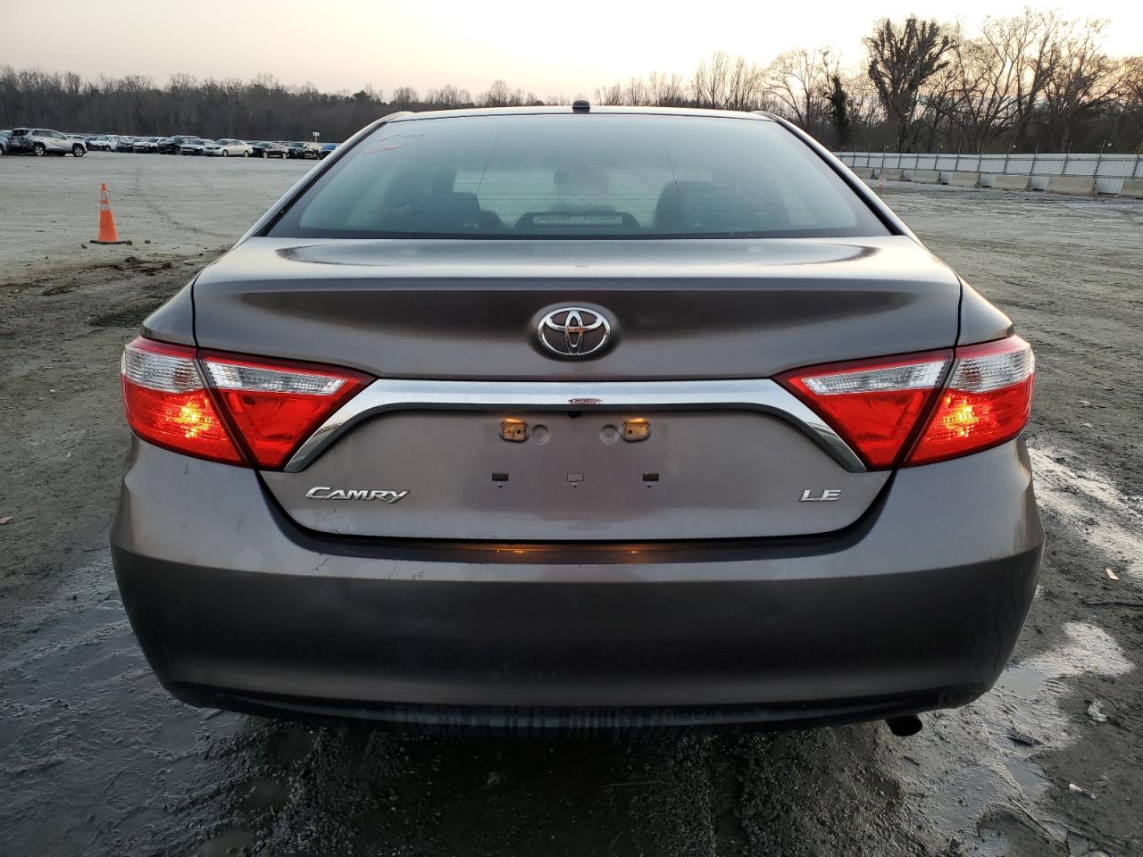 2015 Toyota Camry VIN 4T1BF1FK7FU049246 Copart auction photo, front end / side damage thumbnail 6