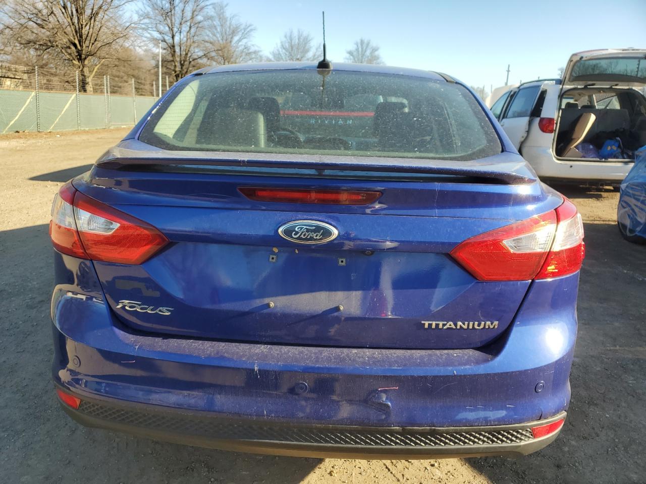 2012 Ford Focus VIN 1FAHP3J23CL309048 Copart auction photo, side / minor dent/scratches damage thumbnail 6