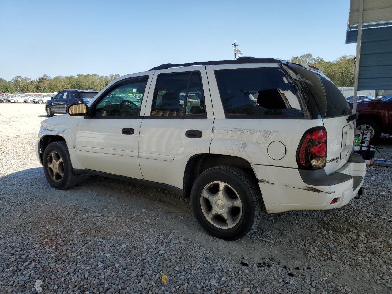 2008 Chevrolet TrailBlazer VIN 1GNDS13S782218393 Copart auction photo, front end / rear end damage thumbnail 2