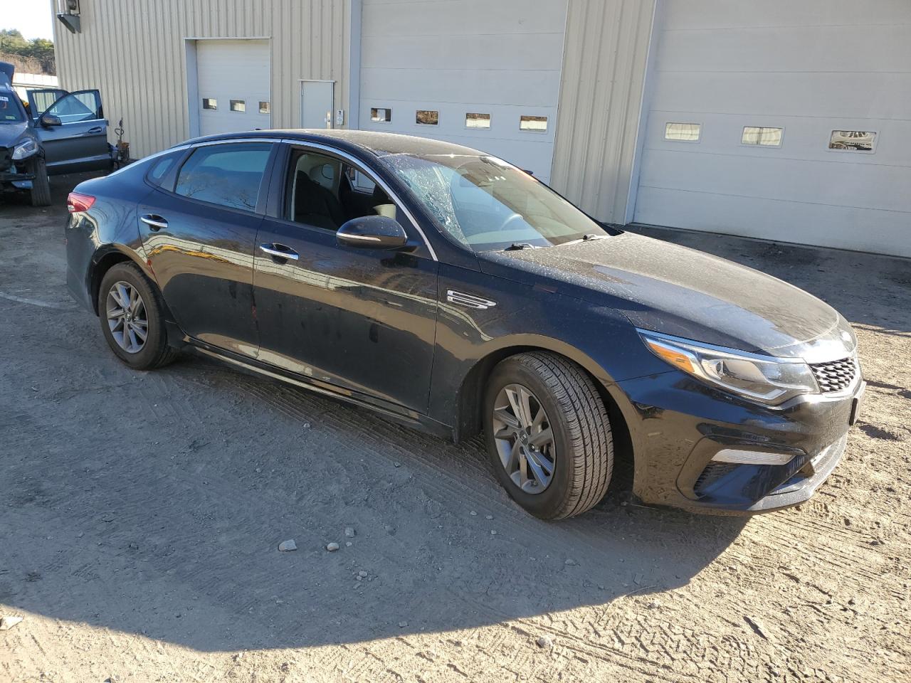 2019 KIA Optima VIN 5XXGT4L36KG335803 Copart auction photo, biohazard/chemical / vandalism damage thumbnail 4