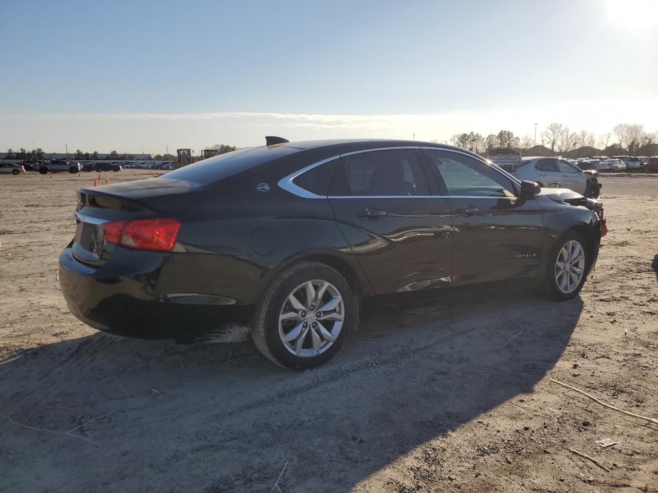 2018 Chevrolet Impala VIN 2G1105SA5J9164836 Copart auction photo, front end / minor dent/scratches damage thumbnail 3