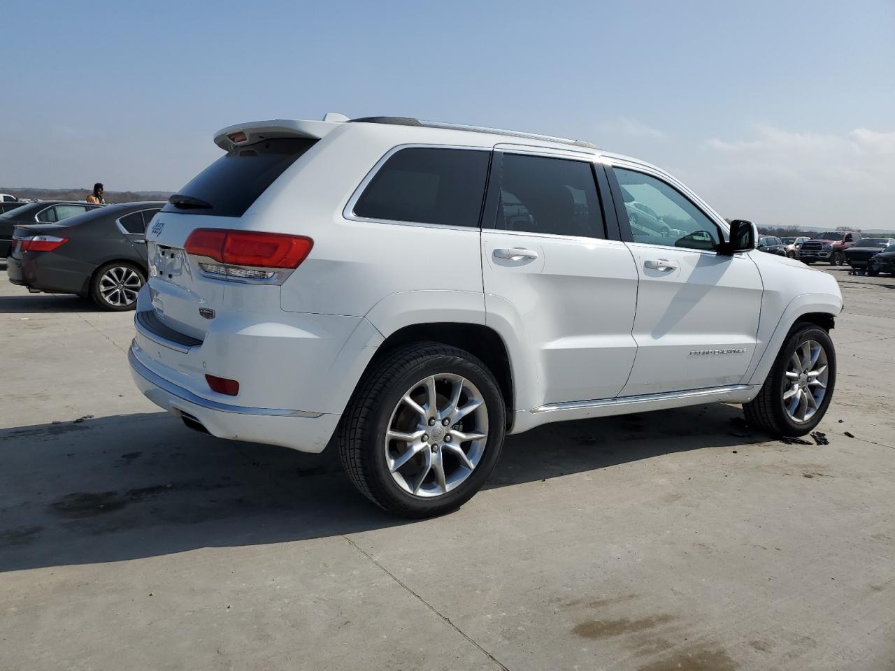 2015 Jeep Grand Cherokee VIN 1C4RJEJG9FC755474 Copart auction photo, front end damage thumbnail 3