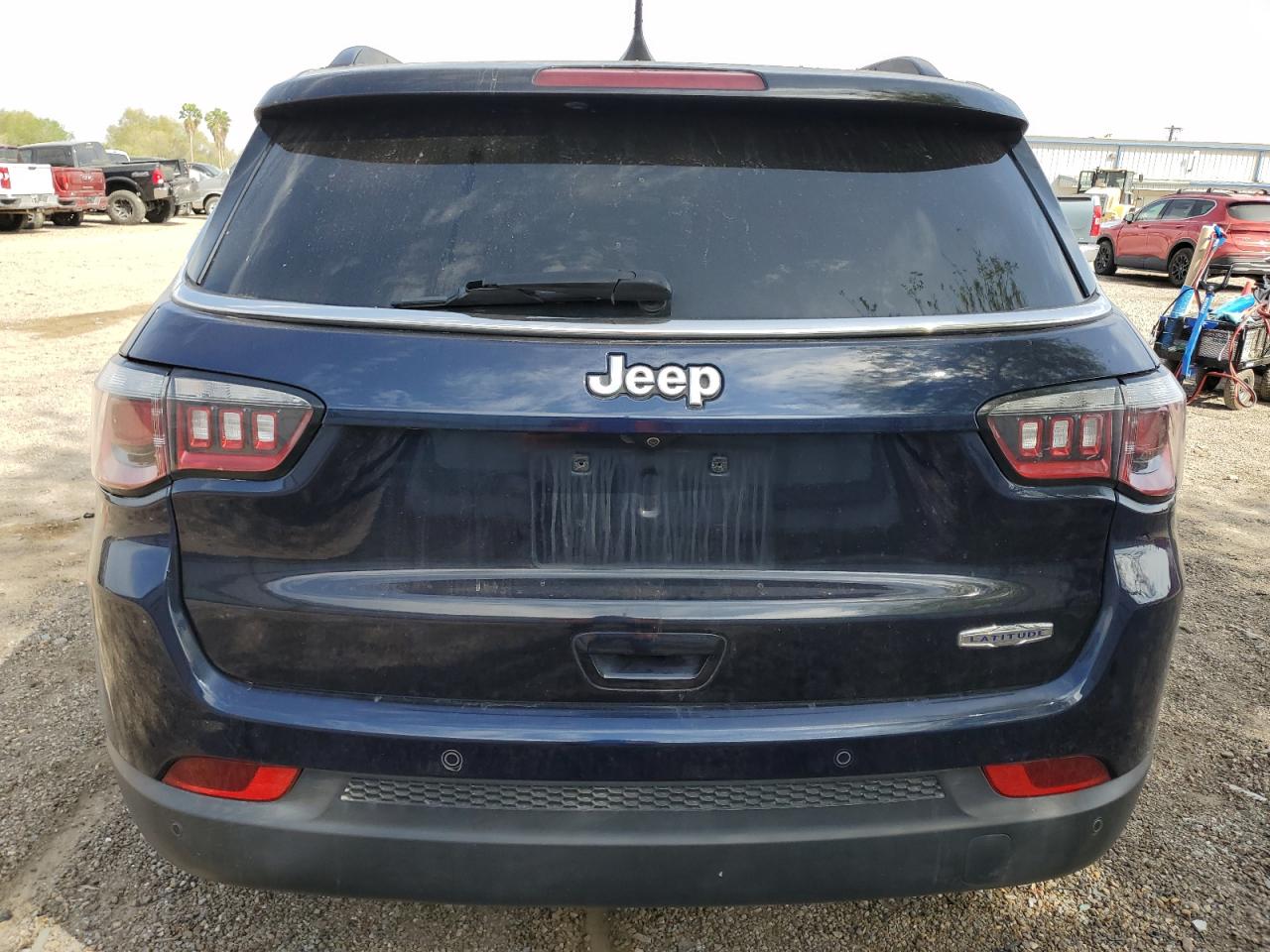 2018 Jeep Compass VIN 3C4NJCBB4JT408010 Copart auction photo, side damage thumbnail 6