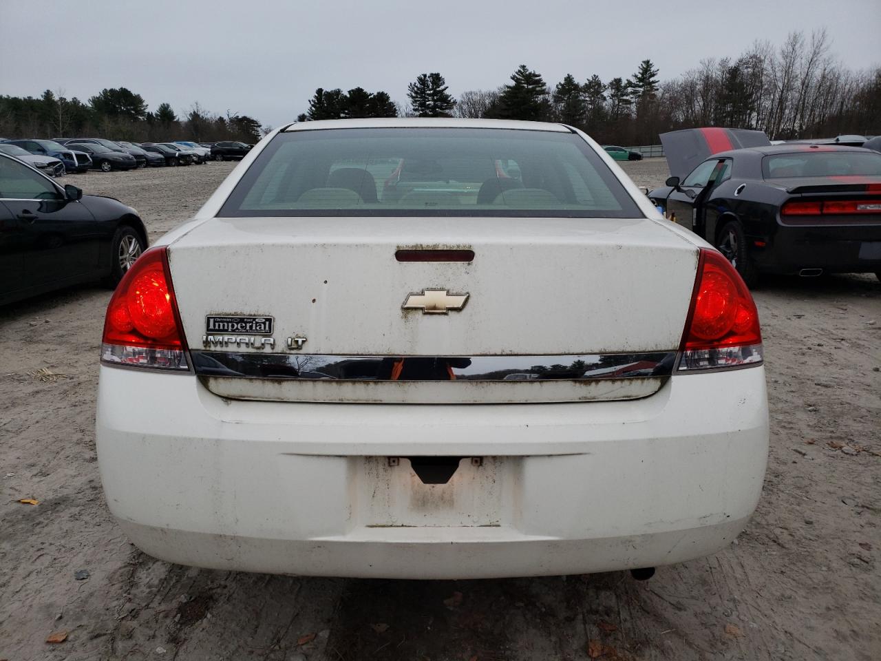 2007 Chevrolet Impala VIN 2G1WT55N179337806 Copart auction photo, minor dent/scratches damage thumbnail 6
