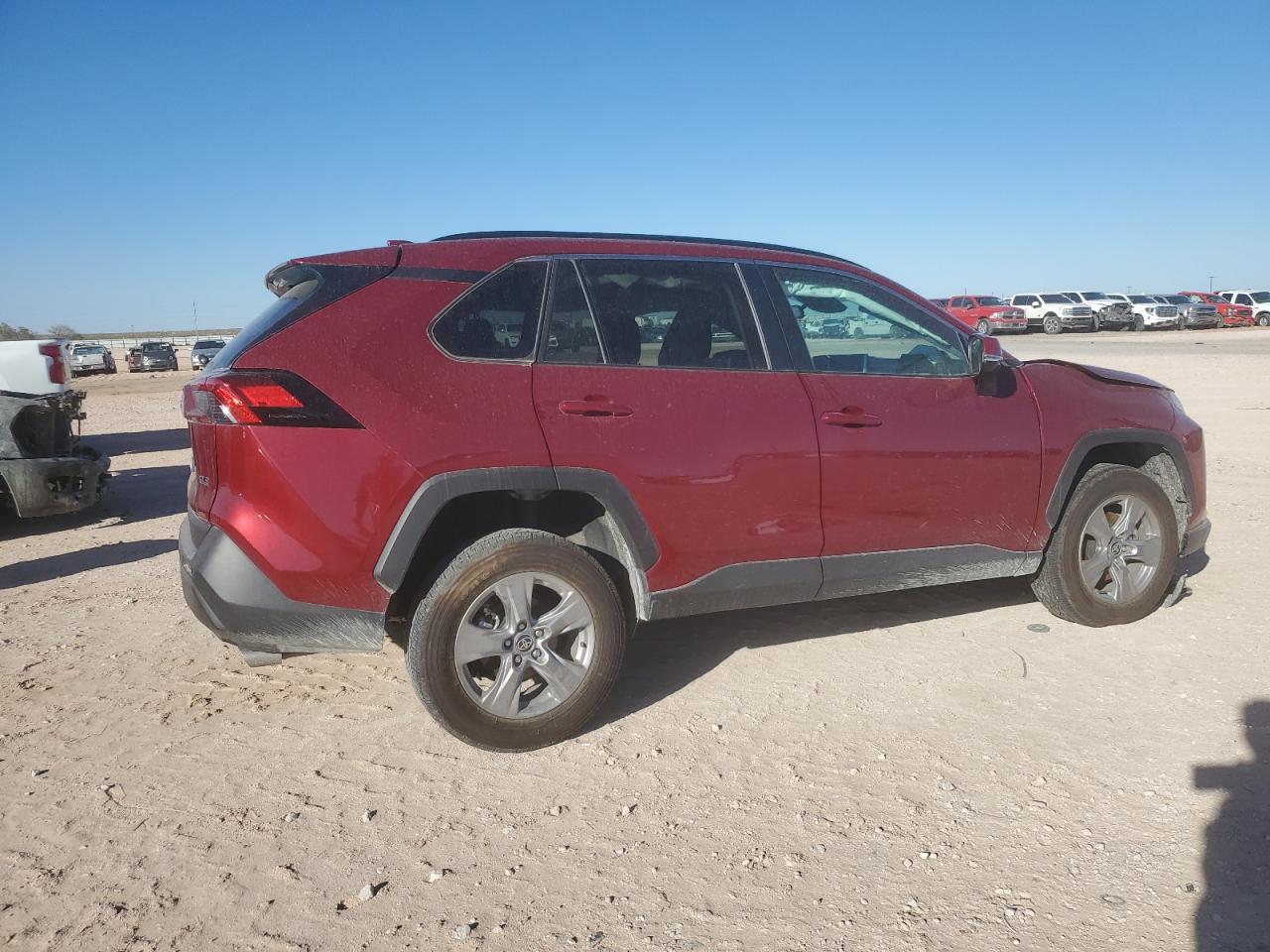 2024 Toyota RAV 4 VIN 2T3W1RFV0RW330180 Copart auction photo, front end / side damage thumbnail 3
