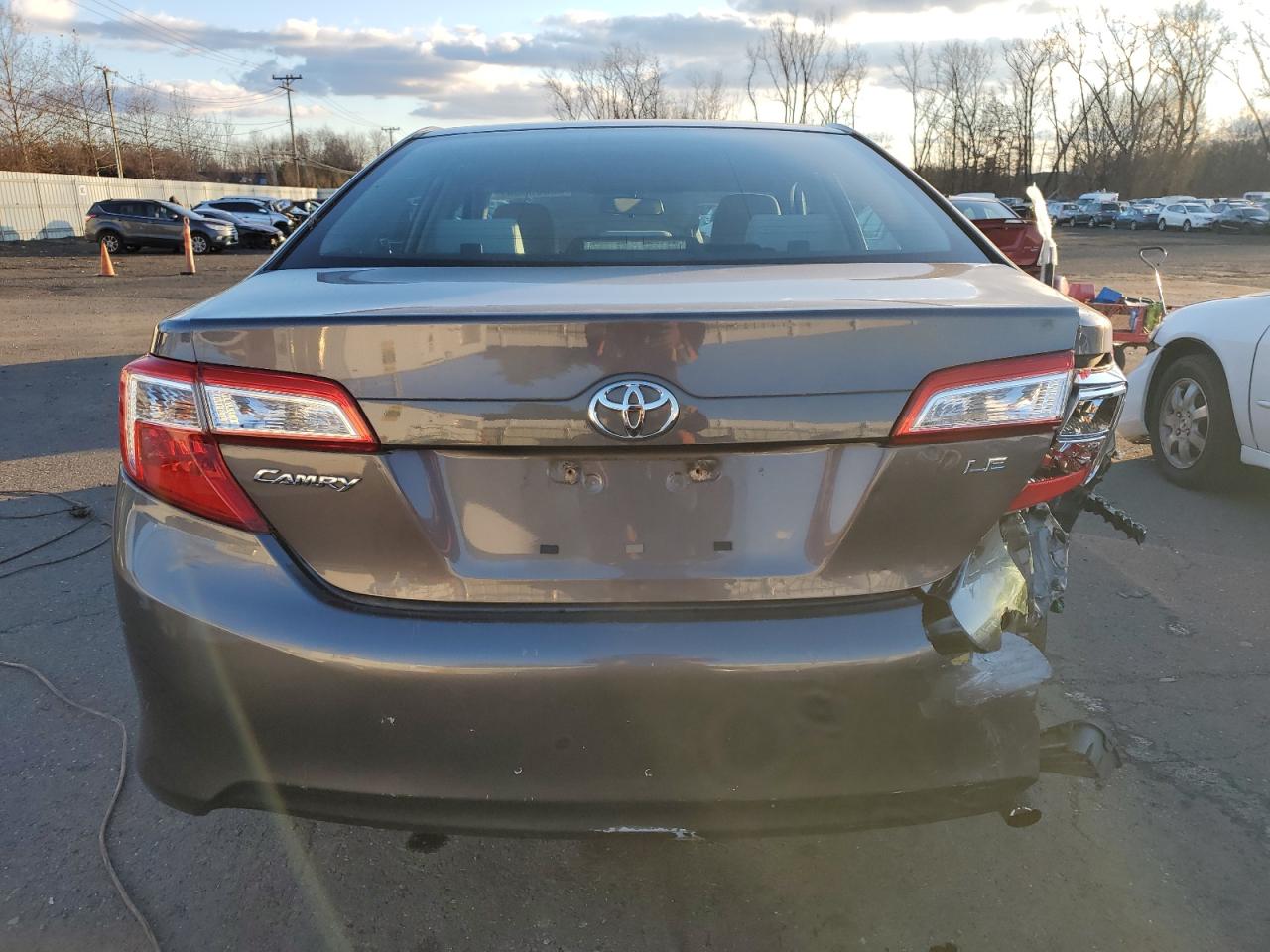2014 Toyota Camry VIN 4T4BF1FK1ER365360 Copart auction photo, rear end / minor dent/scratches damage thumbnail 6