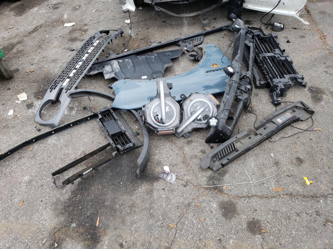 2021 Ford Bronco VIN 1FMEE5DP0MLA78029 Copart auction photo, front end damage thumbnail 12