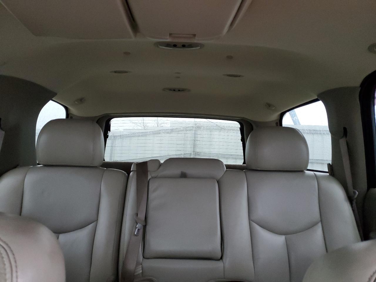 2005 Chevrolet Tahoe VIN 1GNEC13T65R131159 Copart auction photo, frame damage / front end damage thumbnail 10