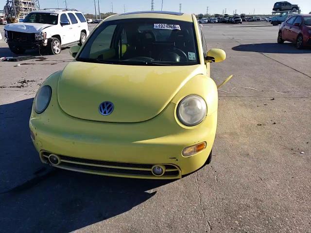 2001 Volkswagen Beetle VIN 3VWDC21C01M430877 Copart auction photo, rear end damage thumbnail 11