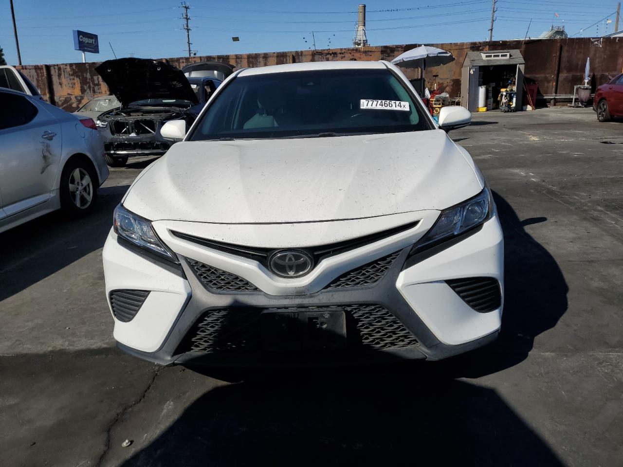 2018 Toyota Camry VIN 4T1B11HKXJU583104 Copart auction photo, rear end damage thumbnail 5