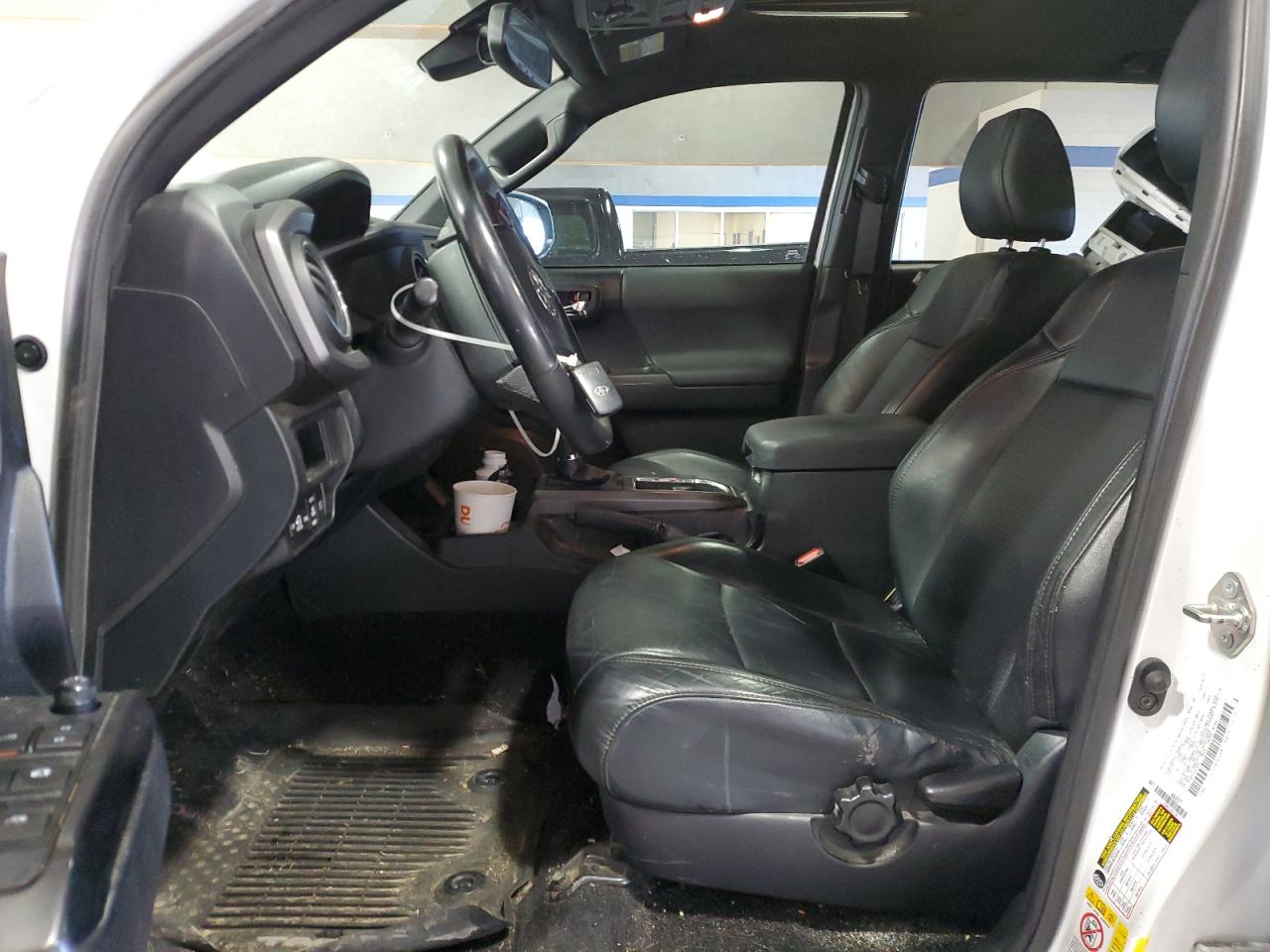 2019 Toyota Tacoma VIN 5TFCZ5AN5KX203437 Copart auction photo, rear end / front end damage thumbnail 7