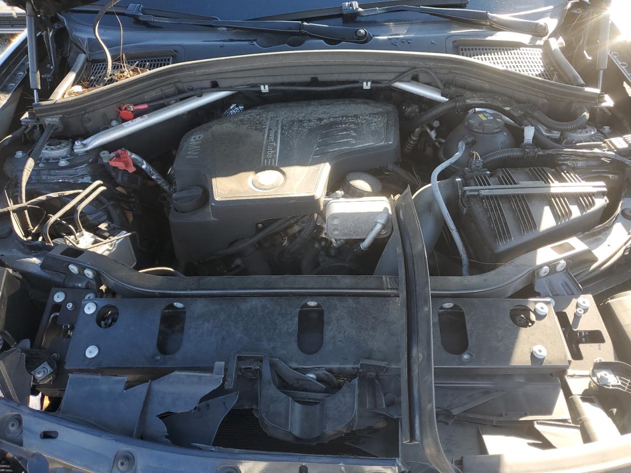 2017 BMW X3 VIN 5UXWX9C57H0D97477 Copart auction photo, front end / minor dent/scratches damage thumbnail 12