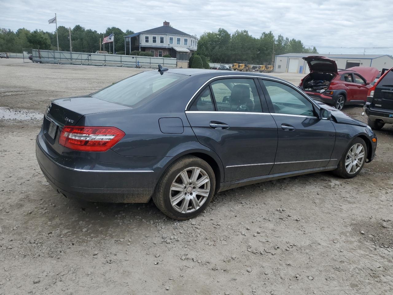 2013 Mercedes-Benz E-klasse VIN WDDHF8JB5DA771639 Copart auction photo, front end / undercarriage damage thumbnail 3