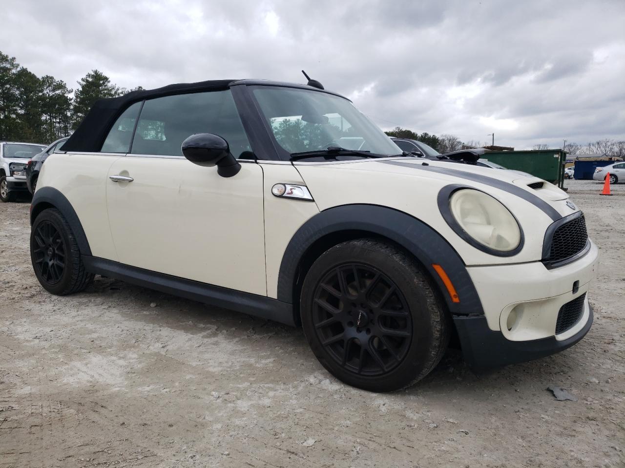 2009 MINI Cooper VIN WMWMS33559TY07692 Copart auction photo, undercarriage damage thumbnail 4