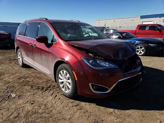 2017 Chrysler Pacifica VIN 2C4RC1BG8HR752156 Copart auction photo, front end damage thumbnail 11